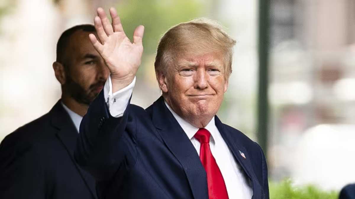 ट्रंप गिरफ्तार होने वाले पहले अमेरिकी पूर्व राष्ट्रपति बने